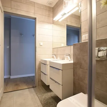 Pod Gwiazdami - Najlepiej Wyposazone W Ustroniu Apartman Ustroń